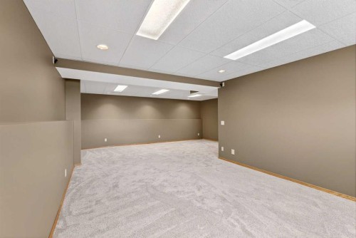 42 Strathford Close, Strathmore, AB - Indoor Photo Showing Other Room