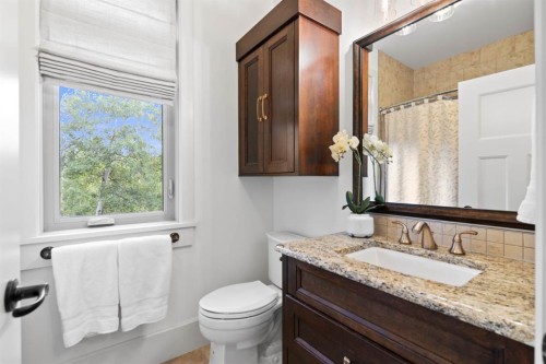 108 Posthill Drive Sw, Calgary, AB - Indoor Photo Showing Bathroom