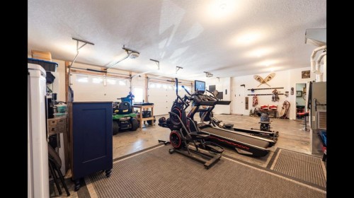 2 Irene Avenue, Island Lake, AB - Indoor Photo Showing Gym Room