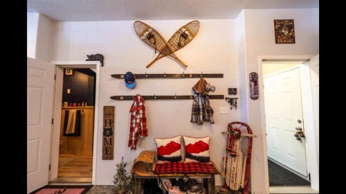 2 Irene Avenue, Island Lake, AB - Indoor Photo Showing Other Room