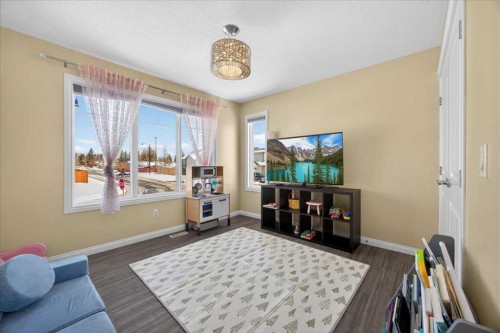 301 Mcleod Crescent, Diamond Valley, AB - Indoor