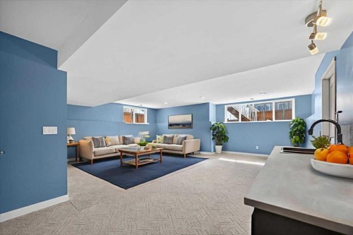 301 Mcleod Crescent, Diamond Valley, AB - Indoor