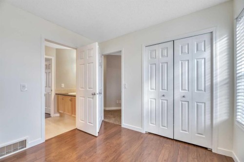 84 Evermeadow Manor Sw, Calgary, AB - Indoor