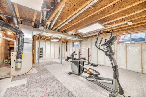 84 Evermeadow Manor Sw, Calgary, AB - Indoor Photo Showing Basement