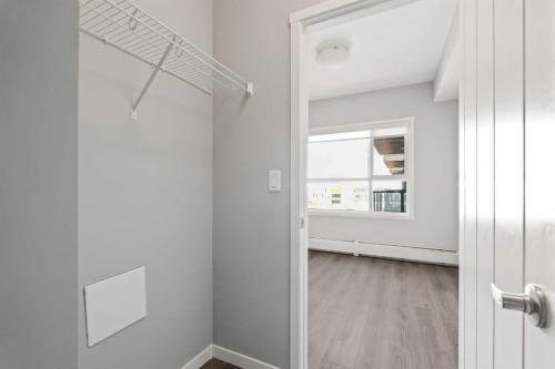 409-4350 Seton Drive Se, Calgary, AB - Indoor