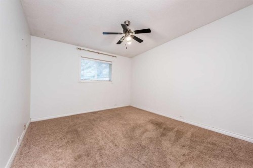 4628 Verona Drive Nw, Calgary, AB - Indoor Photo Showing Other Room