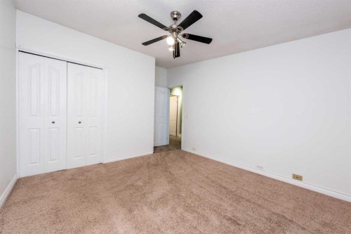 4628 Verona Drive Nw, Calgary, AB - Indoor Photo Showing Other Room
