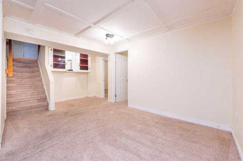 4628 Verona Drive Nw, Calgary, AB - Indoor