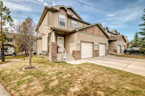 15 Spring Meadows Bay  Okotoks, AB T1S 2G8