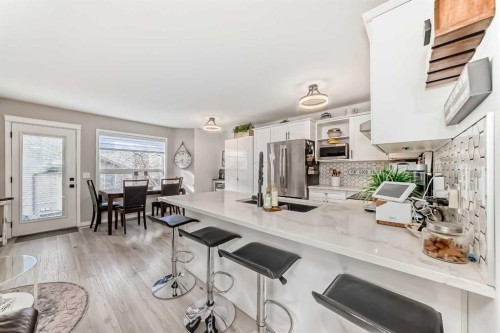 15 Spring Meadows Bay, Okotoks, AB - Indoor