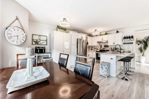 15 Spring Meadows Bay, Okotoks, AB - Indoor