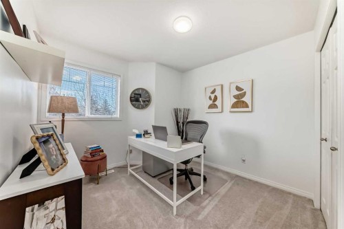 15 Spring Meadows Bay, Okotoks, AB - Indoor Photo Showing Other Room
