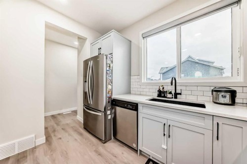 149 Lavender Manor Se, Calgary, AB - Indoor Photo Showing Kitchen With Stainless Steel Kitchen