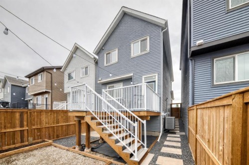 149 Lavender Manor Se, Calgary, AB - Outdoor