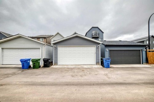 149 Lavender Manor Se, Calgary, AB - Outdoor With Exterior