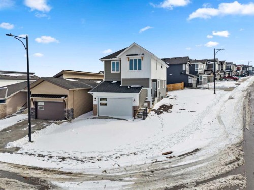 305 Precedence View, Cochrane, AB - Outdoor