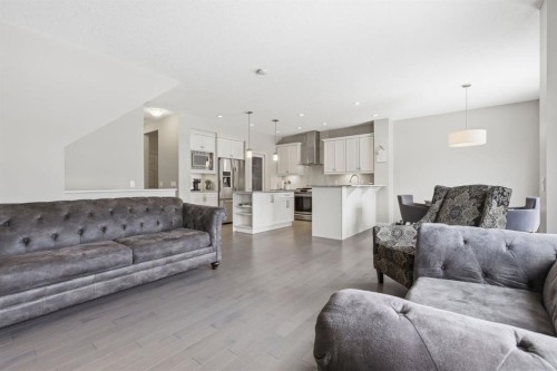 132 Sundown Way, Cochrane, AB - Indoor