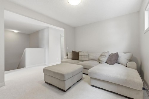 132 Sundown Way, Cochrane, AB - Indoor