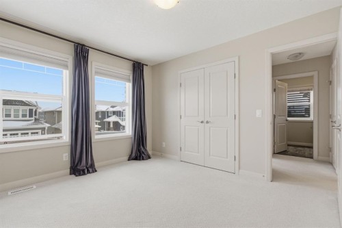 132 Sundown Way, Cochrane, AB - Indoor