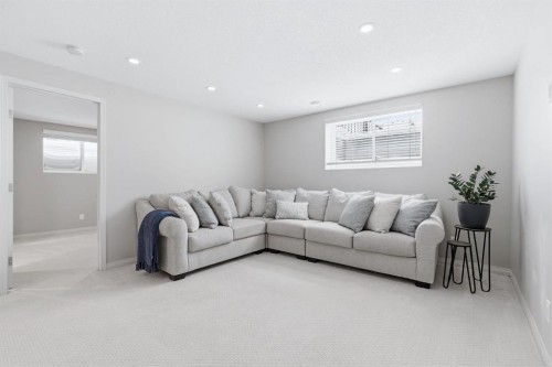 132 Sundown Way, Cochrane, AB - Indoor