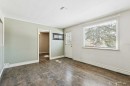 8312 47 Avenue Nw, Calgary, AB  - Indoor Photo Showing Other Room 