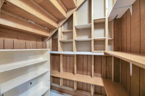 32 Midpark Drive Se, Calgary, AB - Indoor