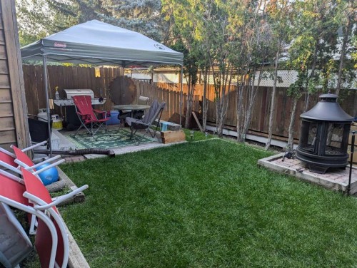 32 Midpark Drive Se, Calgary, AB - Outdoor