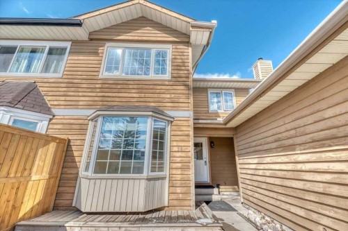 32 Midpark Drive Se, Calgary, AB - Outdoor With Exterior