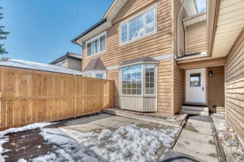 32 Midpark Drive Se, Calgary, AB - Outdoor