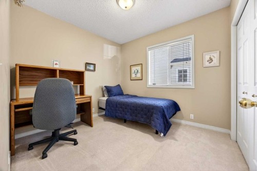 110 Citadel Crest Circle Nw, Calgary, AB - Indoor Photo Showing Bedroom