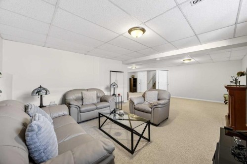 110 Citadel Crest Circle Nw, Calgary, AB - Indoor