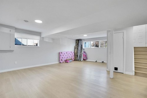 39 Ventura Road Ne, Calgary, AB - Indoor