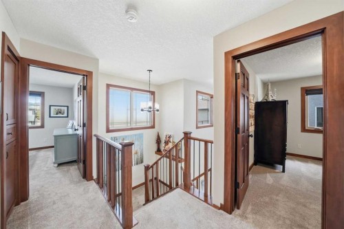 185 Sunset Circle, Cochrane, AB - Indoor Photo Showing Other Room