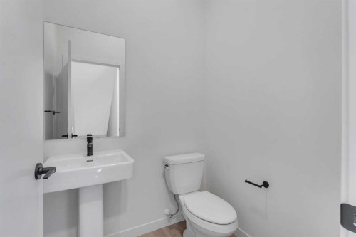 804A-120 Arbour Lake Court Nw, Calgary, AB - Indoor Photo Showing Bathroom