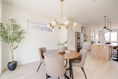 39B Moncton Road Ne, Calgary, AB - Indoor Photo Showing Dining Room