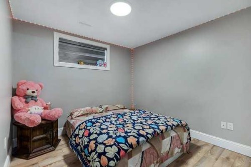 16 Saddletree Close Ne, Calgary, AB - Indoor Photo Showing Bedroom