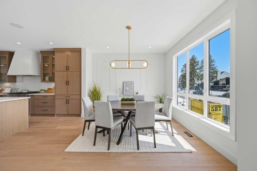 8140 47 Avenue Nw, Calgary, AB - Indoor Photo Showing Other Room