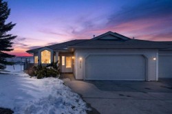 315 Triune Bay Rural Rocky View County, AB T1X 1G4