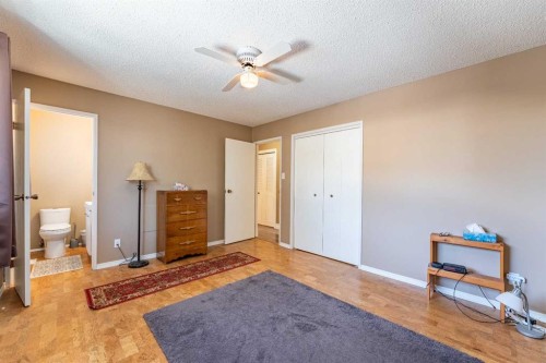 23 Mountain Place, Okotoks, AB - Indoor