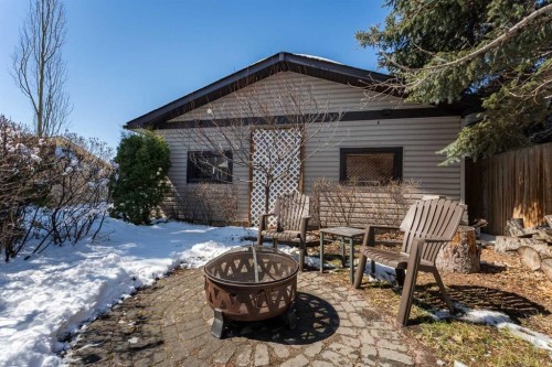 23 Mountain Place, Okotoks, AB - Outdoor
