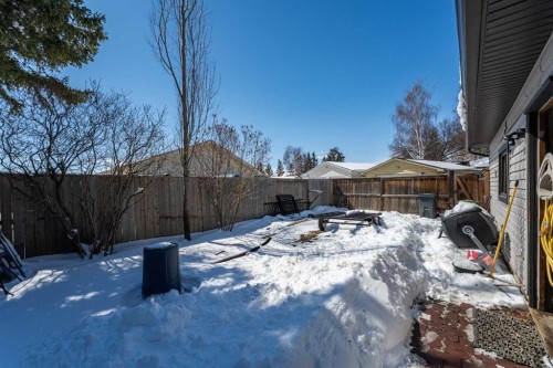 23 Mountain Place, Okotoks, AB - Outdoor
