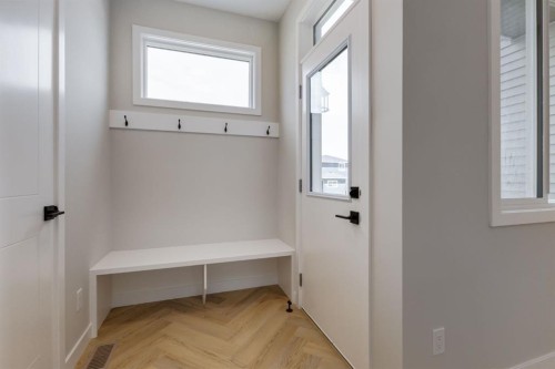 780 Sora Boulevard Se, Calgary, AB - Indoor Photo Showing Other Room