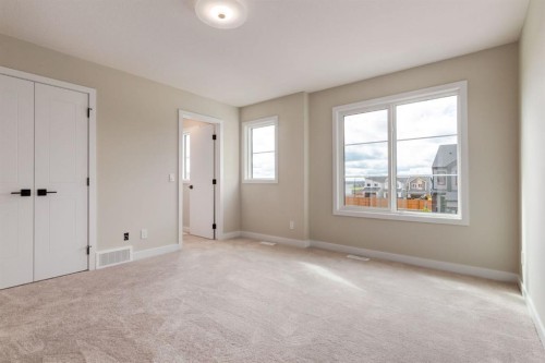 214 Sora Gardens Se, Calgary, AB - Indoor Photo Showing Other Room