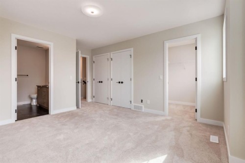 214 Sora Gardens Se, Calgary, AB - Indoor