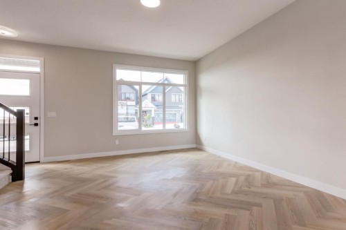 214 Sora Gardens Se, Calgary, AB - Indoor Photo Showing Other Room