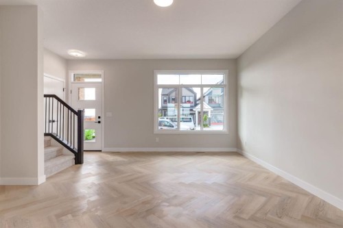 214 Sora Gardens Se, Calgary, AB - Indoor Photo Showing Other Room