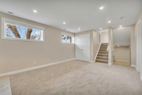 221 Madeira Crescent Ne, Calgary, AB - Indoor
