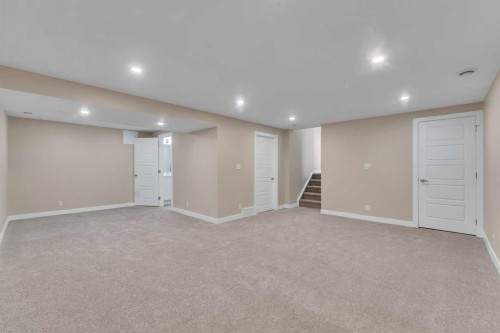 221 Madeira Crescent Ne, Calgary, AB - Indoor Photo Showing Other Room