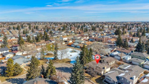 221 Madeira Crescent Ne, Calgary, AB - Outdoor With View