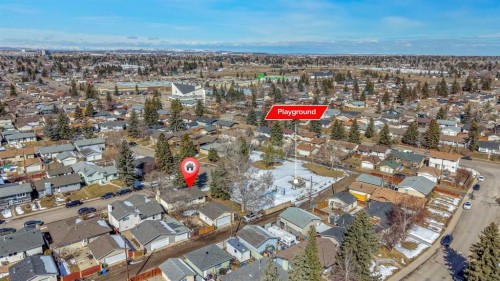221 Madeira Crescent Ne, Calgary, AB - Outdoor With View